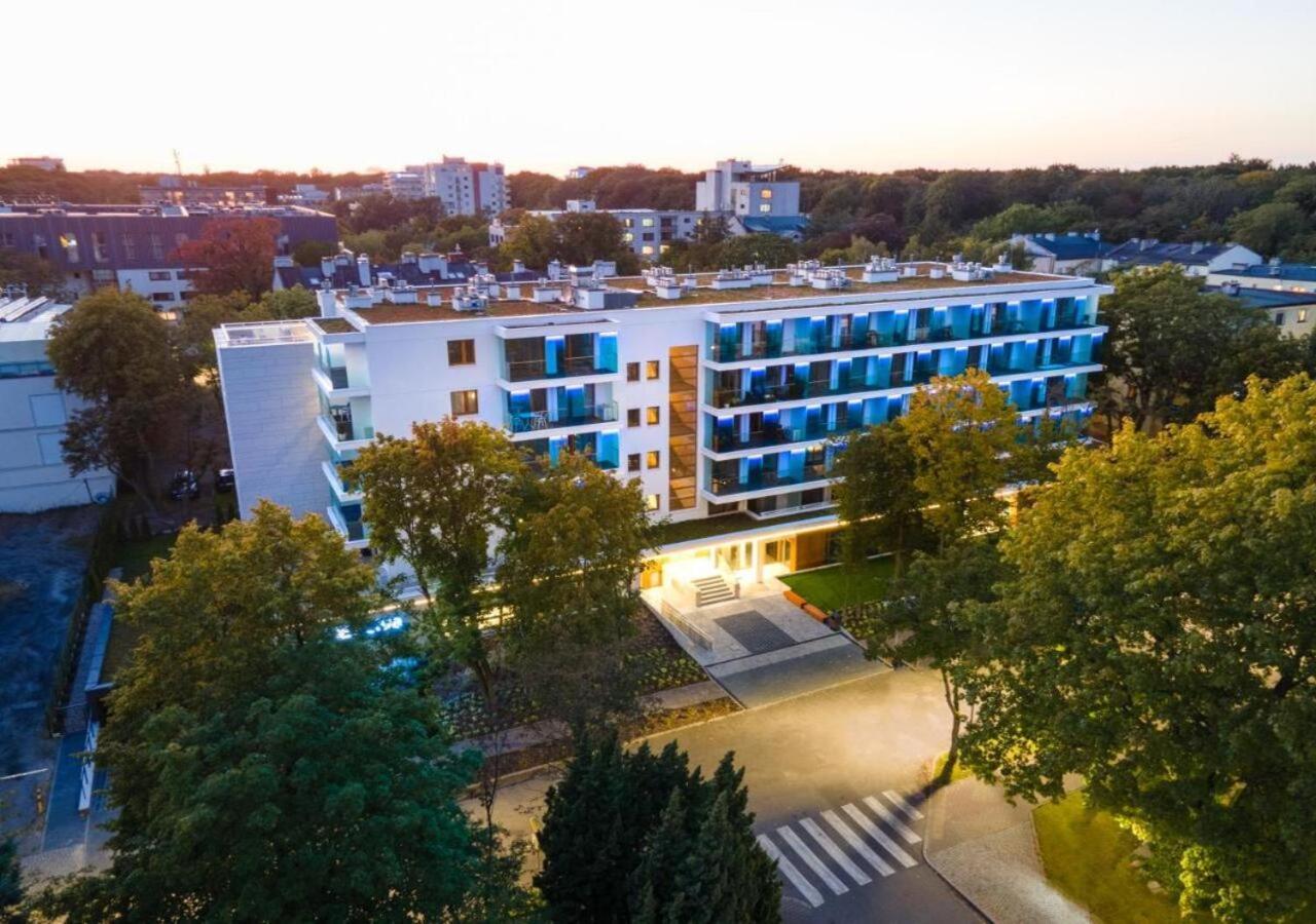 Apartament Whiteblue Kolobrzeg Z Duzym Ogrodkiem - 100 M Od Plazy! Whiteblue Kolberg Apartment Mit Grossem Garten - 100 M Vom Strand Entfernt! Whiteblue Kolobrzeg Apartman S Velkou Zahradou - 100 M Od Plaze! Exterior foto